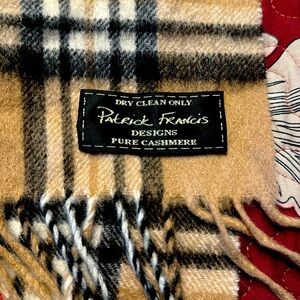 Pure cashmere scarf